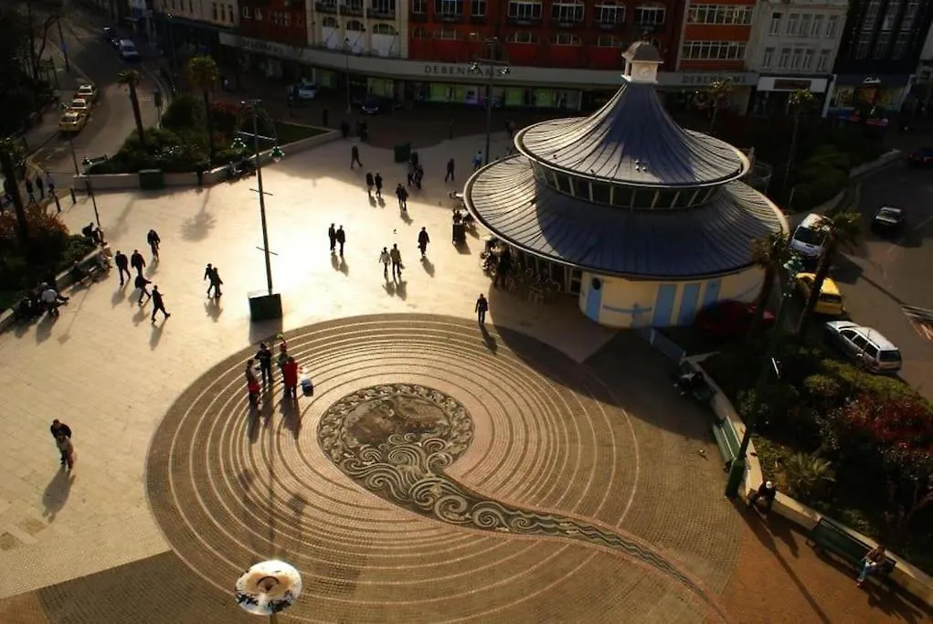 Bournecoast - Upper Ground Floor Flat With Sea Views - Fm3441 Apartment Bournemouth United Kingdom