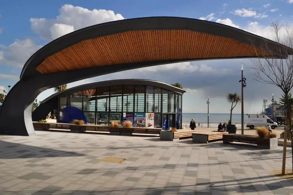 Bournecoast - Upper Ground Floor Flat With Sea Views - Fm3441 Apartment Bournemouth